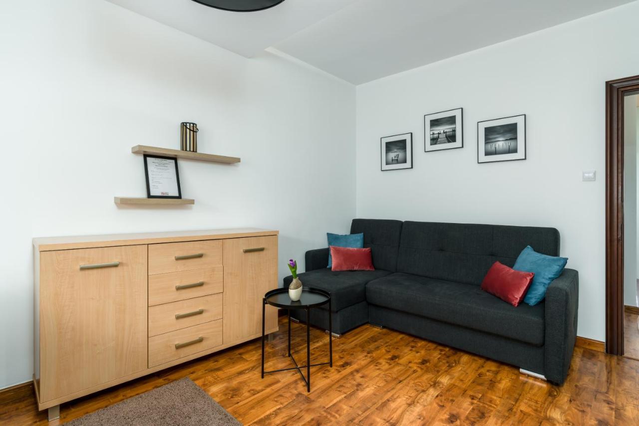 Sleepway Apartments- Szyperska z parkingiem Poznań Buitenkant foto