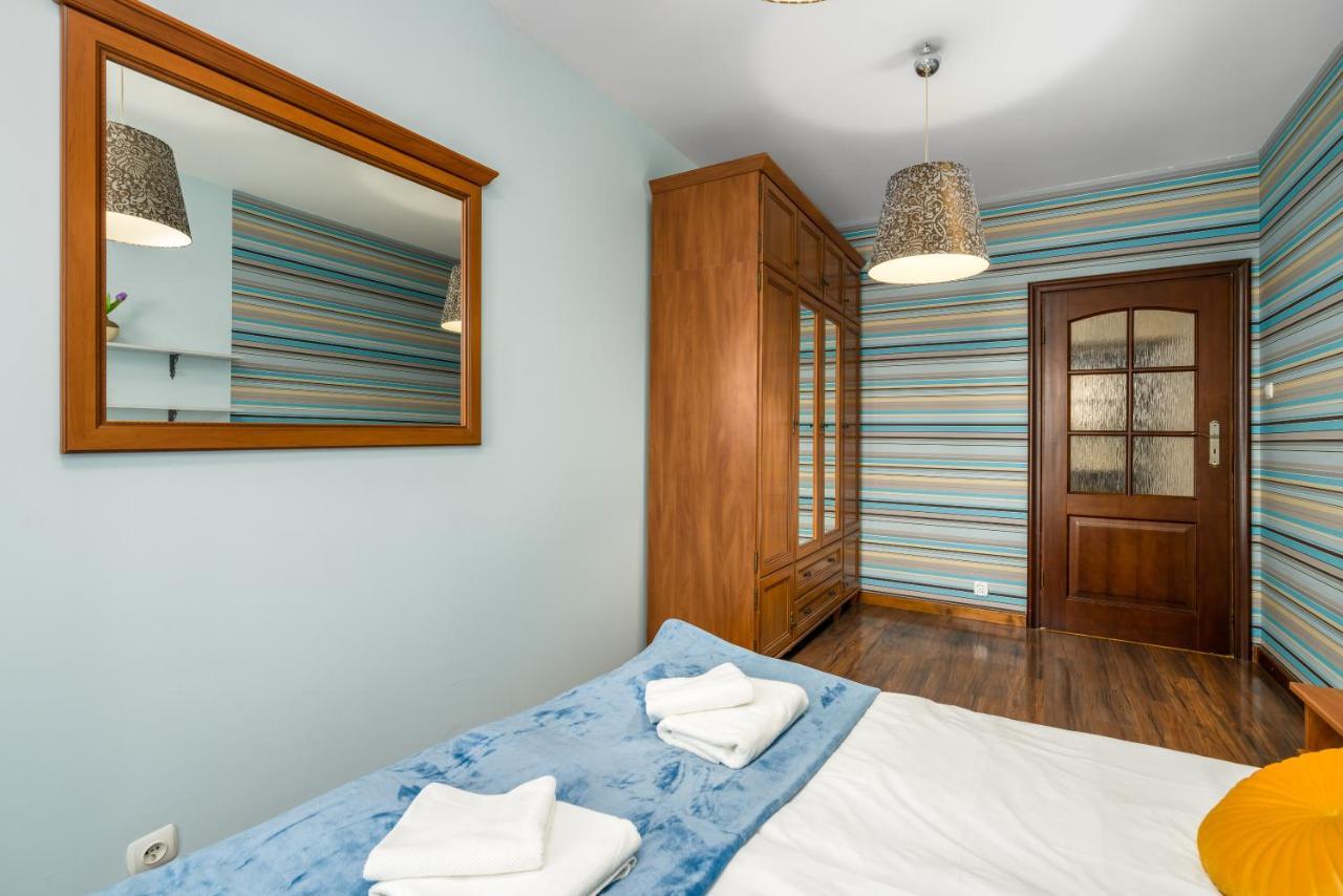 Sleepway Apartments- Szyperska z parkingiem Poznań Buitenkant foto